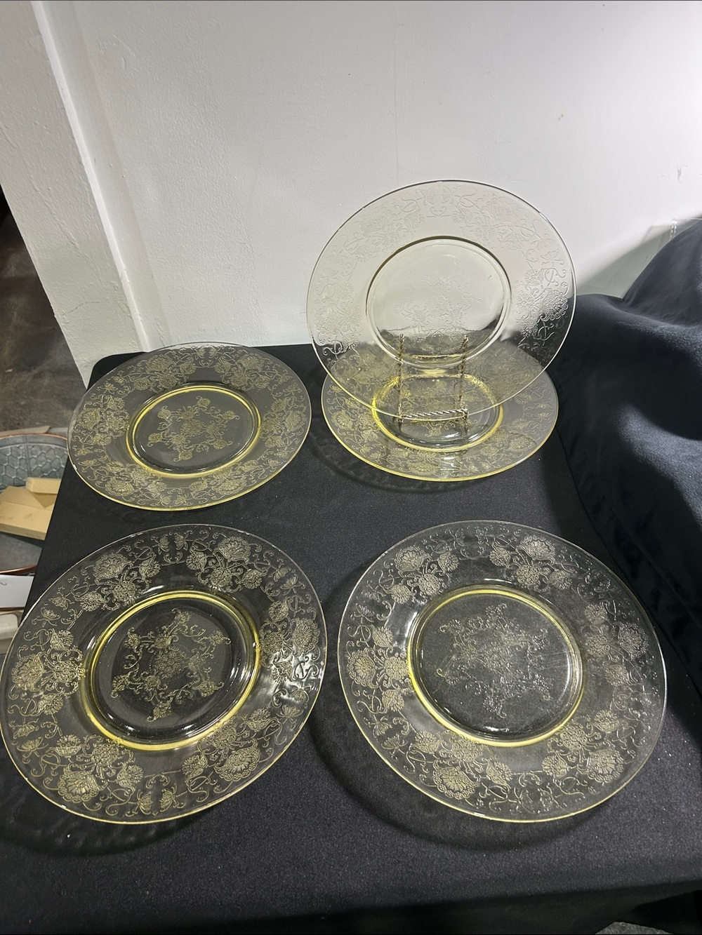 Vintage Hazel, Atlas, depression, glass yellow plates 10”